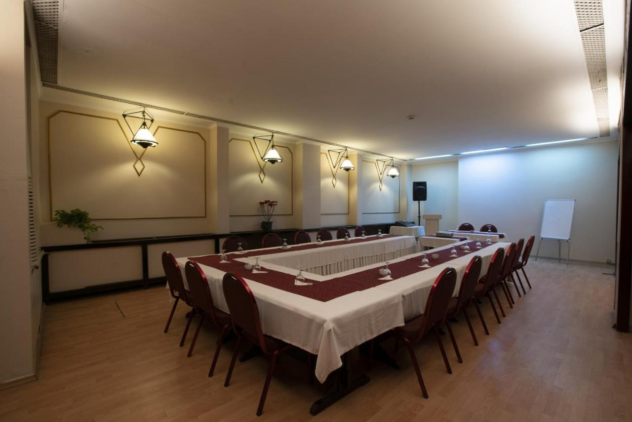 Kadikoey Rihtim Hotel Stambuł Zewnętrze zdjęcie