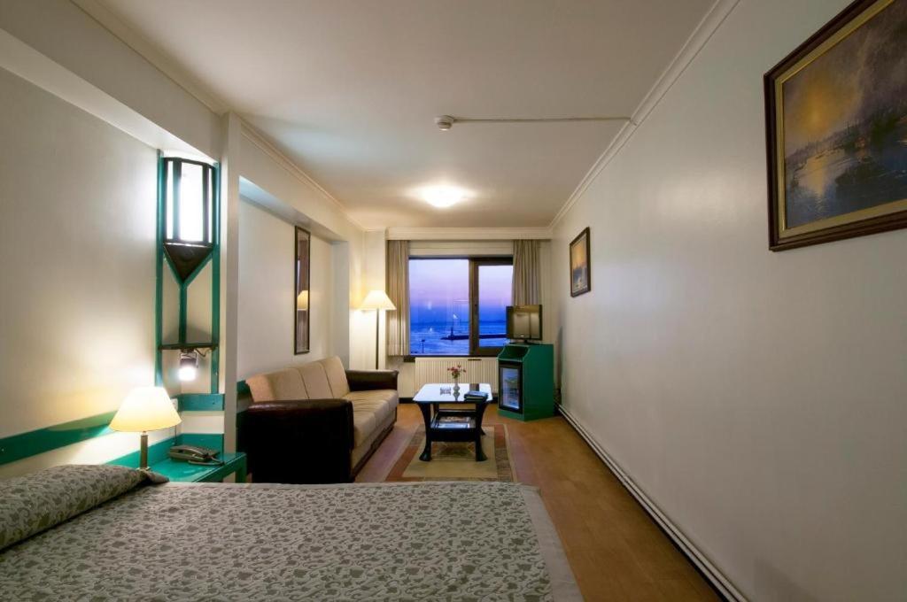 Kadikoey Rihtim Hotel Stambuł Zewnętrze zdjęcie